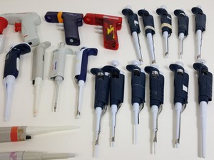 Thumbnail image of 24 x Laboratory Pipettes & Pipettors - Gilson, Integra, Biohit, Nichiryo Lab