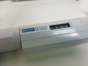 Thumbnail image of 24 x Laboratory Pipettes & Pipettors - Gilson, Integra, Biohit, Nichiryo Lab