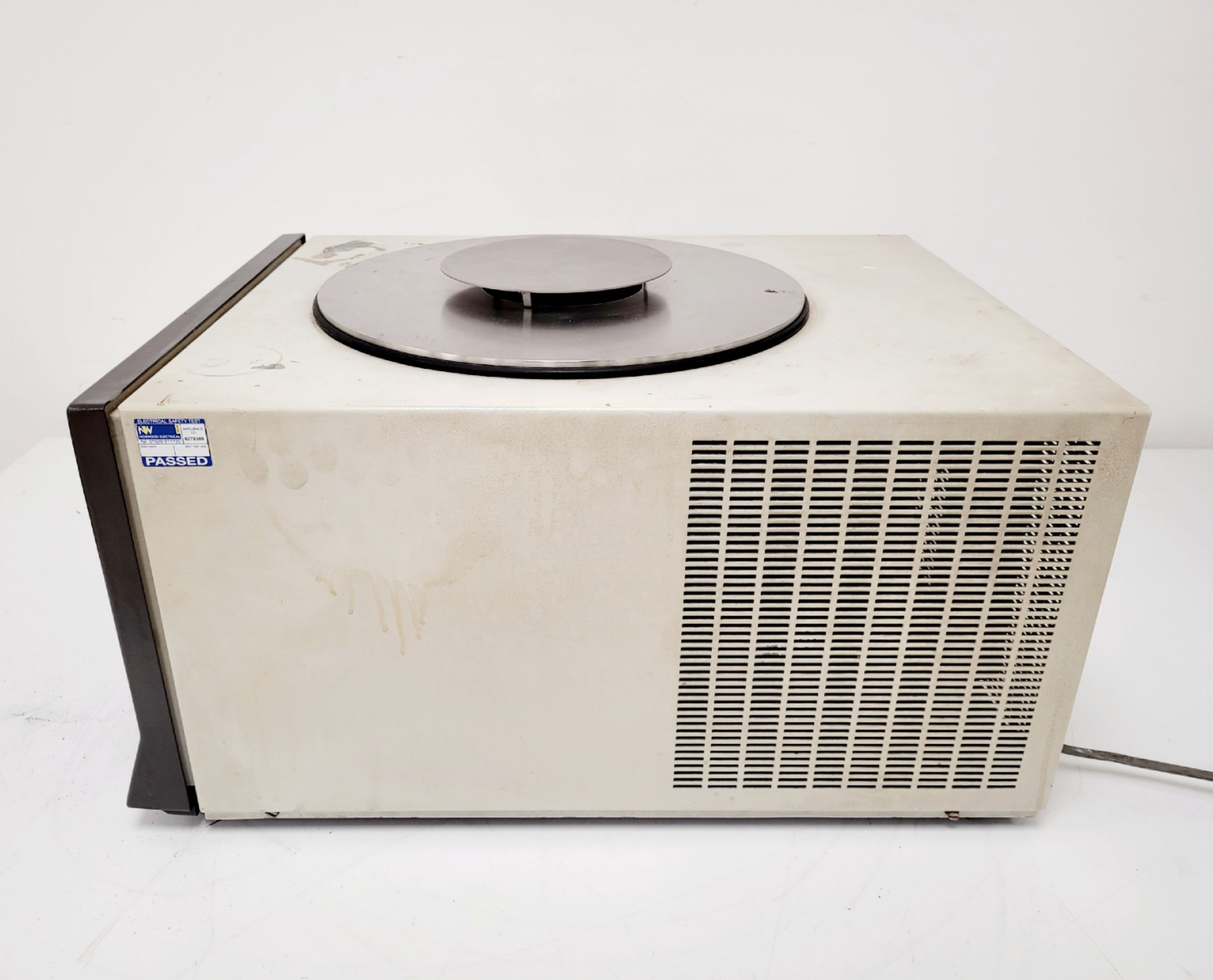 Image of EDWARDS Modulyo 4K Freeze Dryer Lab