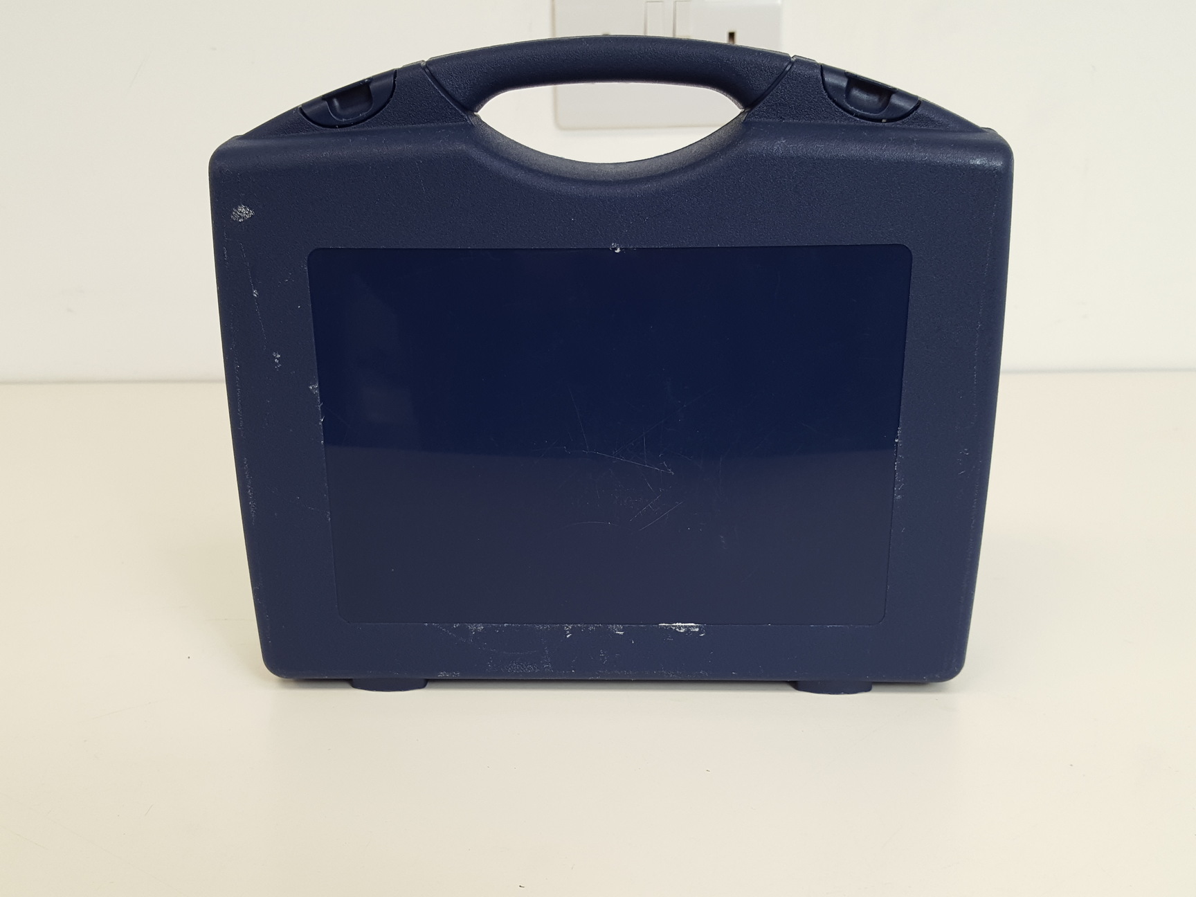 Image of Sunlight Omnisense 8000 Ultrasound Bone Sonometer System Lab