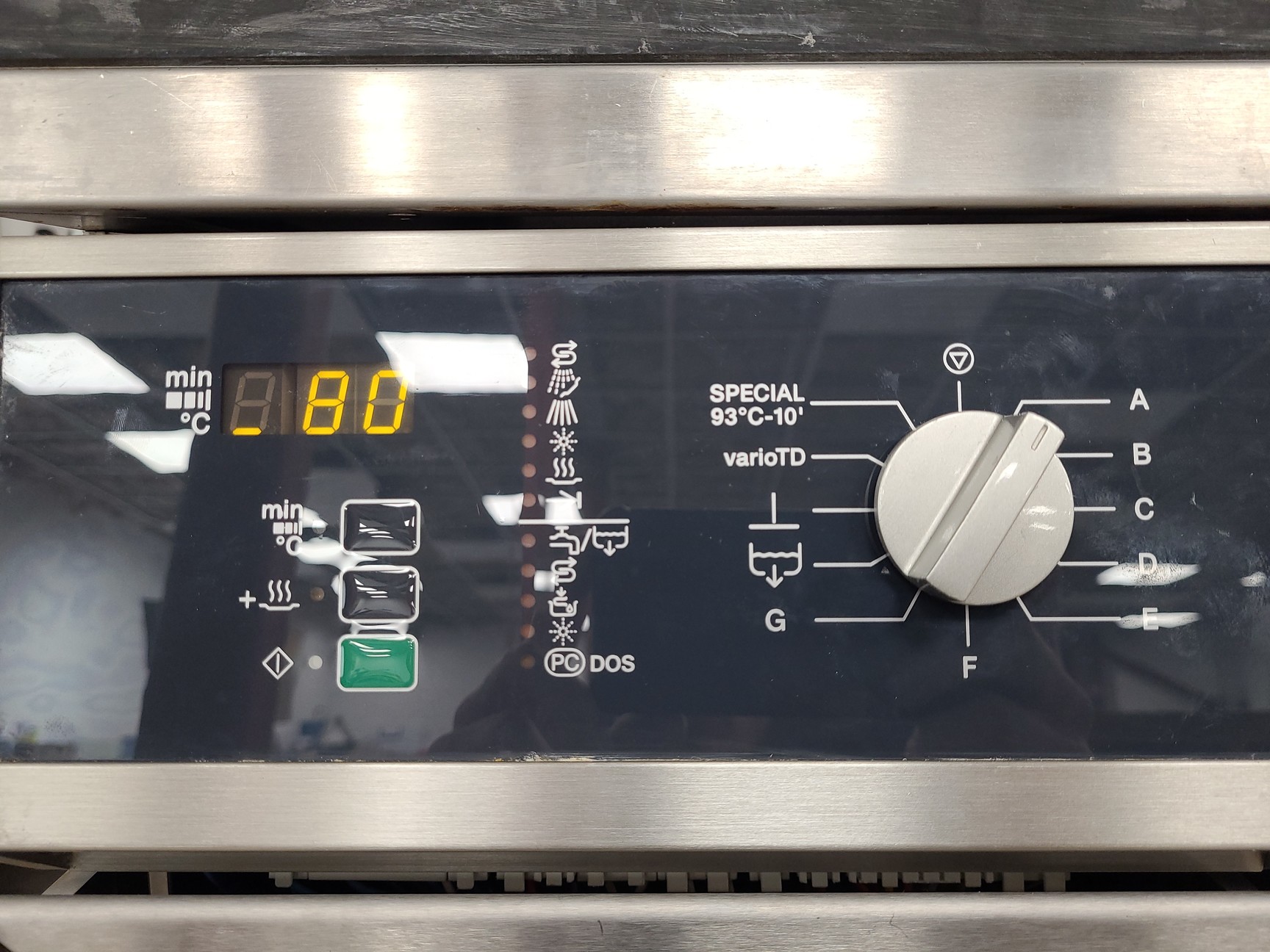 Image of Miele Professional Laboratory Glass Washer G 7883 Lab