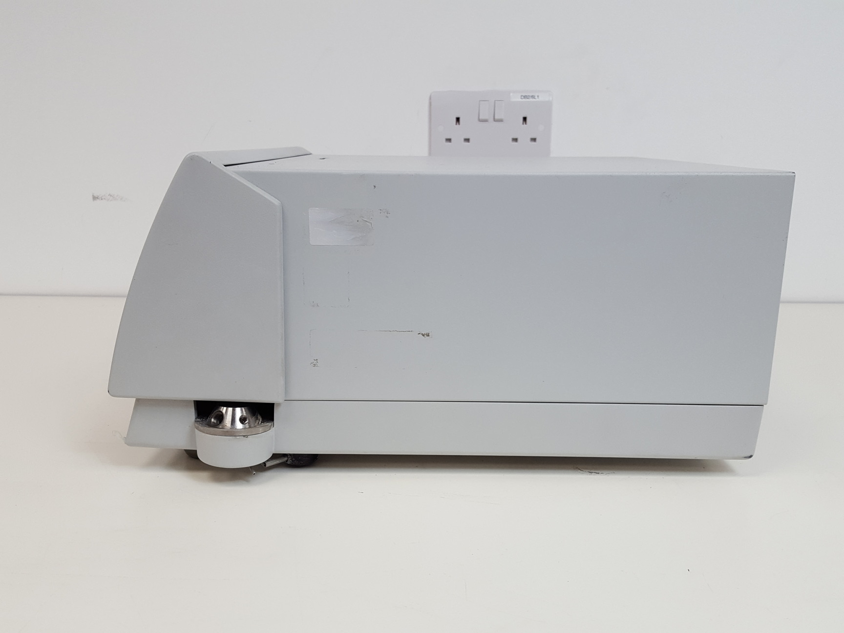 Image of Dionex HPLC System - ASI-100,  P680, TCC-100, PDA-100 Lab
