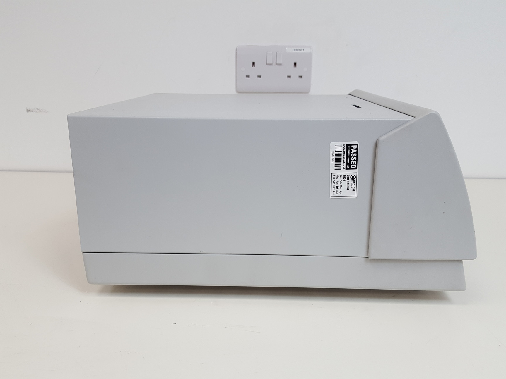 Image of Dionex HPLC System - ASI-100,  P680, TCC-100, PDA-100 Lab