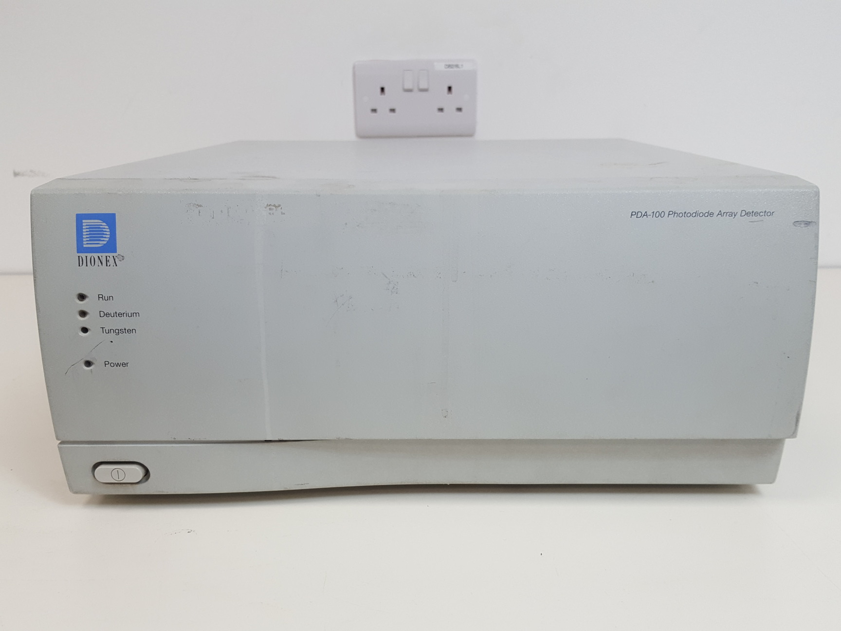 Image of Dionex HPLC System - ASI-100,  P680, TCC-100, PDA-100 Lab
