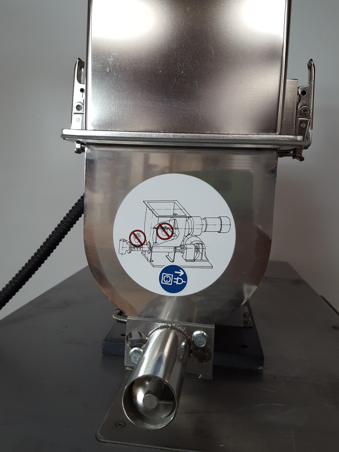 Image of Thermo Scientific Prism TSE 24MC Twin Screw Extruder & Accessories Lab