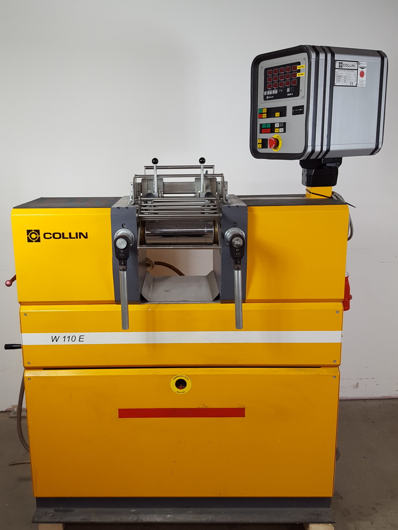 Image of Collin Walzwerk 110 E Laboratory Twin Roll Mill Lab