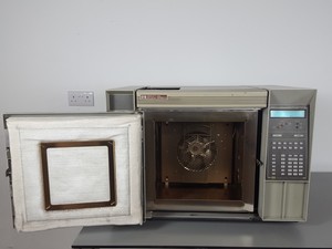 Thumbnail image of Hewlett Packard 5890 Series 2 GC Gas Chromatograph Lab