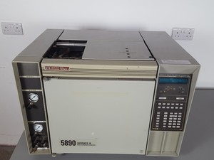 Thumbnail image of Hewlett Packard 5890 Series 2 GC Gas Chromatograph Lab