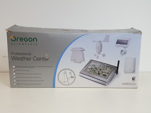 Thumbnail image of Oregon Scientific Professional Weather Centre WMR200 - WGR800, PCR800, Lab