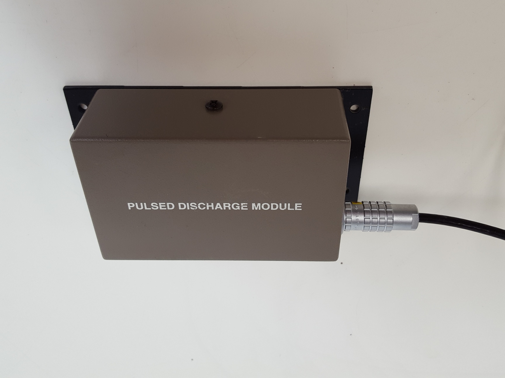 Image of VICI Valco Pulsed Discharge Module, Controller & Purifier PD-M2 K, PD-C2 HP2 Lab