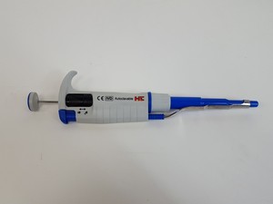 Thumbnail image of Lot of 29 Laboratory Pipettes & Automatic Pipettors - Fisherbrand, Gilson Lab