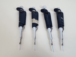 Thumbnail image of Lot of 29 Laboratory Pipettes & Automatic Pipettors - Fisherbrand, Gilson Lab