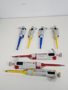 Thumbnail image of Lot of 29 Laboratory Pipettes & Automatic Pipettors - Fisherbrand, Gilson Lab