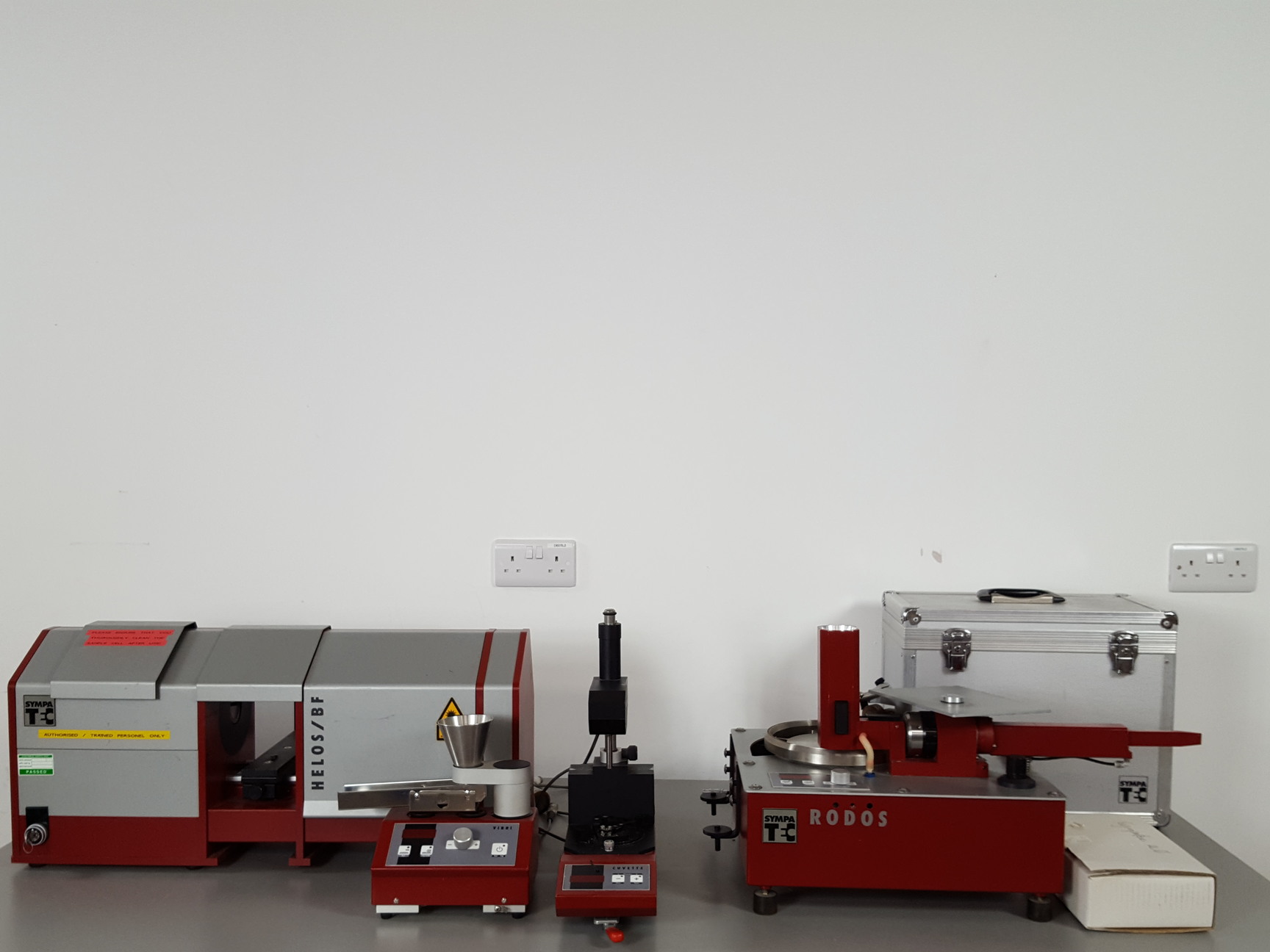 Image of Sympatec Helos/BF Laser Diffraction Particle Sizer System Rodos, BFS/MAGIC, CUV