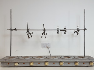 Thumbnail image of Electrothermal ME 466. 100/150ml Heating Mantle with Bracket & Clamps Lab