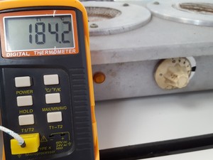 Thumbnail image of Electrothermal ME 466. 100/150ml Heating Mantle with Bracket & Clamps Lab
