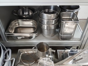 Thumbnail image of Large Lot of Stainless Steel Catering Kitchen Pots, Pans, Dishes, Trays & Bowls