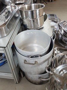 Thumbnail image of Large Lot of Stainless Steel Catering Kitchen Pots, Pans, Dishes, Trays & Bowls