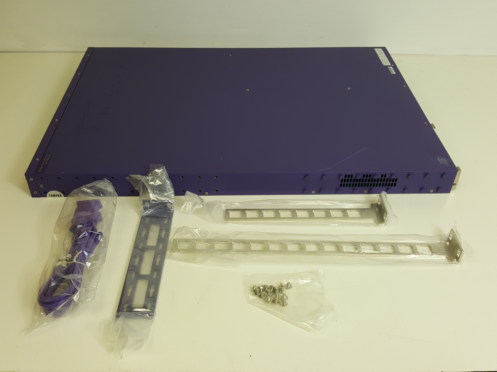 Image of Extreme Networks Summit X650-24x  Model - 17002B Network Switch with PSU 