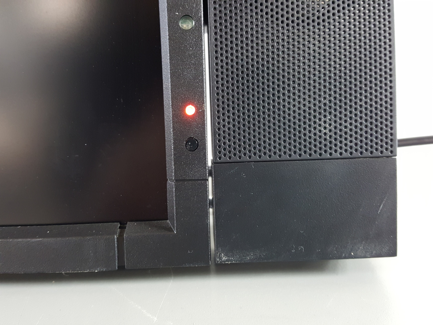 Image of NEC MultiSync P462 46" Monitor Model L46OU6 with 2 x Speakers SP-4046PV