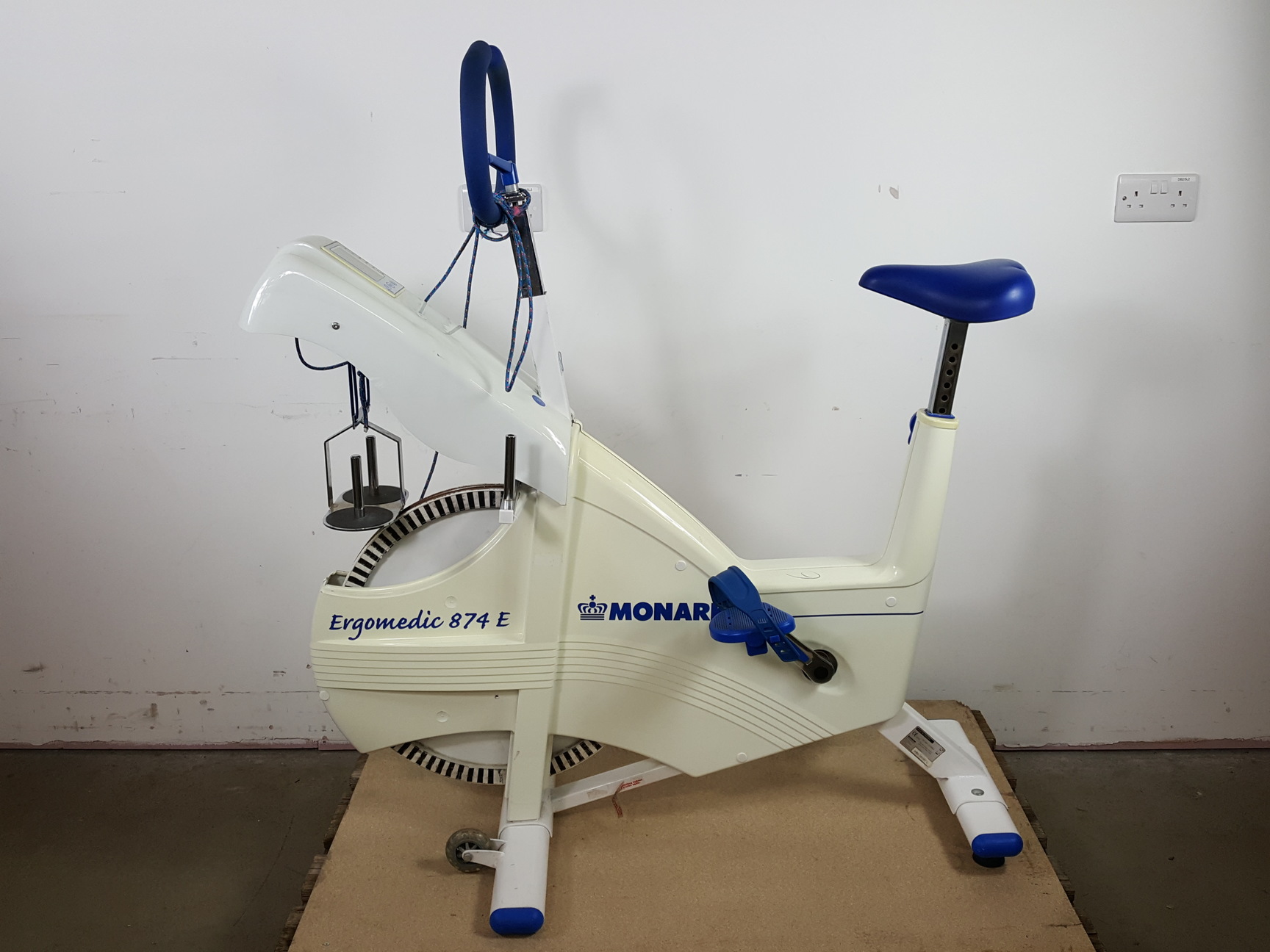 Monark Ergomedic 874e Ergometer Medical Exercise Bike Lab