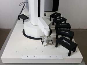 Thumbnail image of Illumina iScan Array Scanner SY-101-1001, Autoloader 2.x & Isolation System Lab