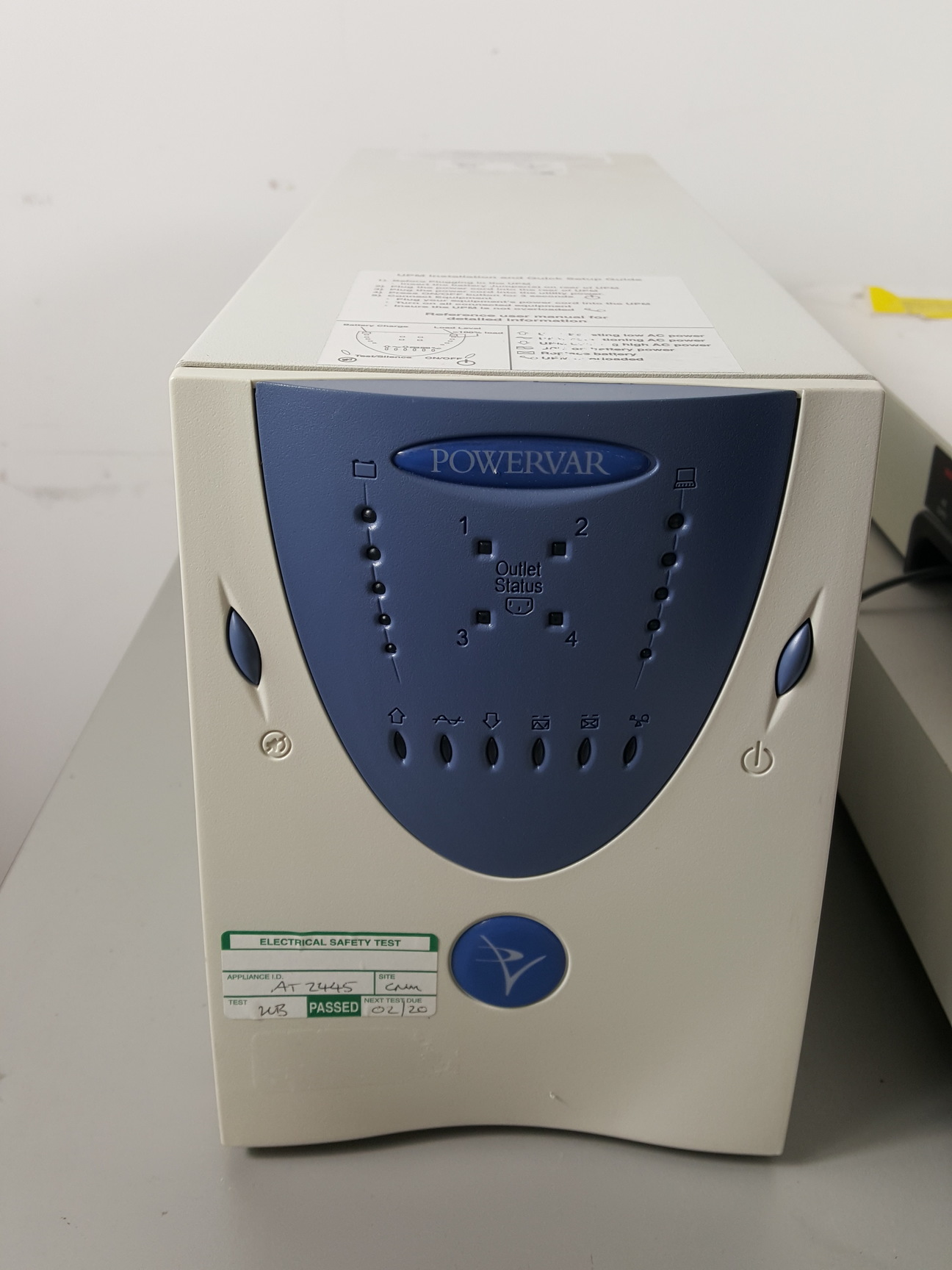 Image of Illumina iScan SY-101-1001 Array Scanner with Newport Isolation System & UPS Lab