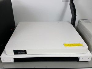 Thumbnail image of Illumina iScan SY-101-1001 Array Scanner with Newport Isolation System & UPS Lab