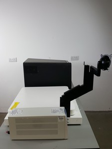 Thumbnail image of Illumina iScan SY-101-1001 Array Scanner with Newport Isolation System & UPS Lab