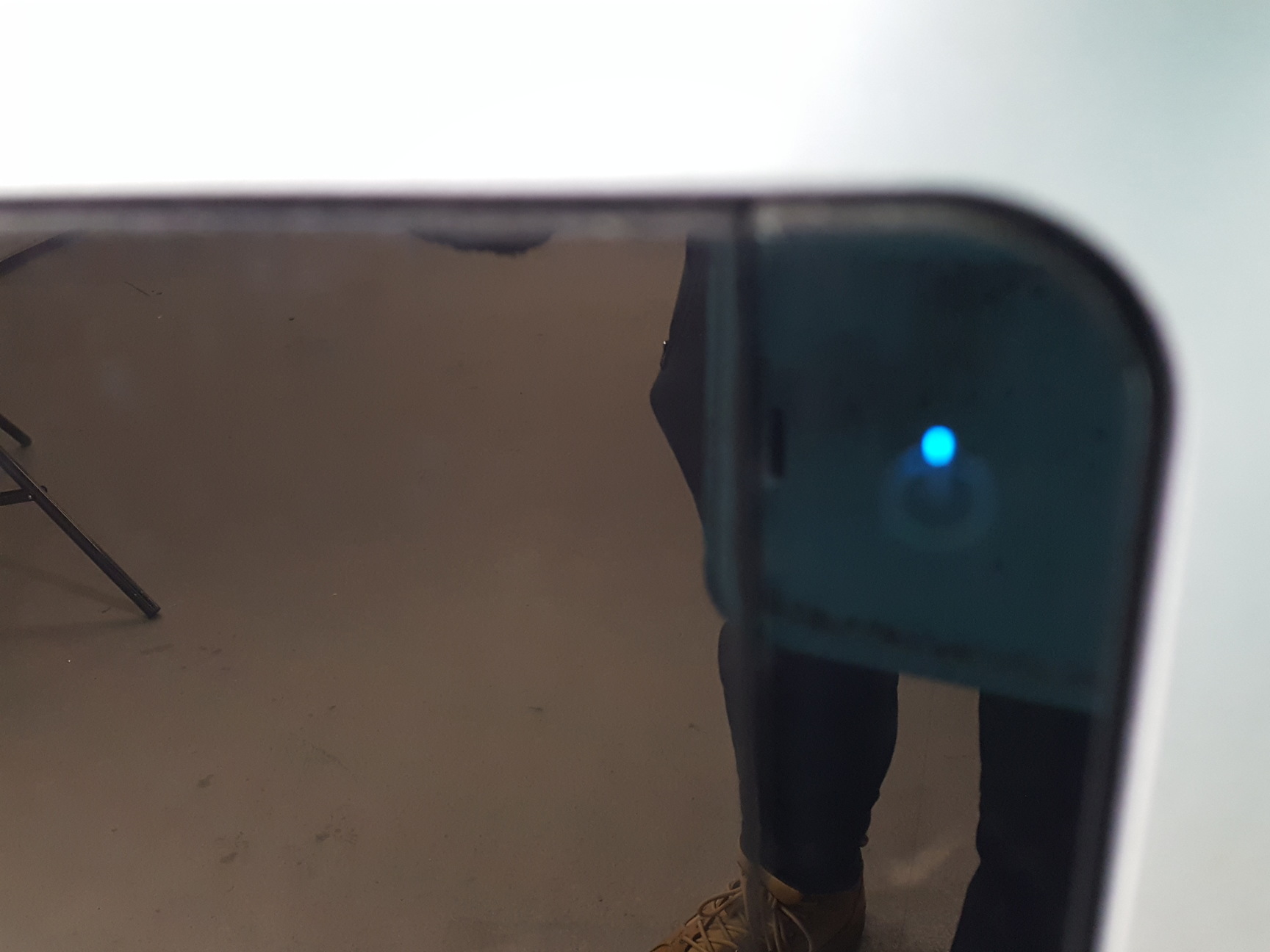 Image of Illumina iScan SY-101-1001 Array Scanner with Newport Isolation System & UPS Lab