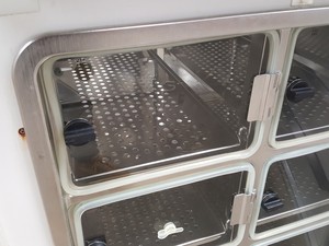 Thumbnail image of Heraeus Hera Cell 240 CO2 Laboratory Incubator with Trolley Lab Spares/Repairs