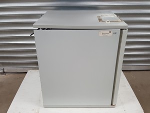 Thumbnail image of Heto Cellhouse 170 HI  Model 170-300 CO2 Laboratory Incubator Lab