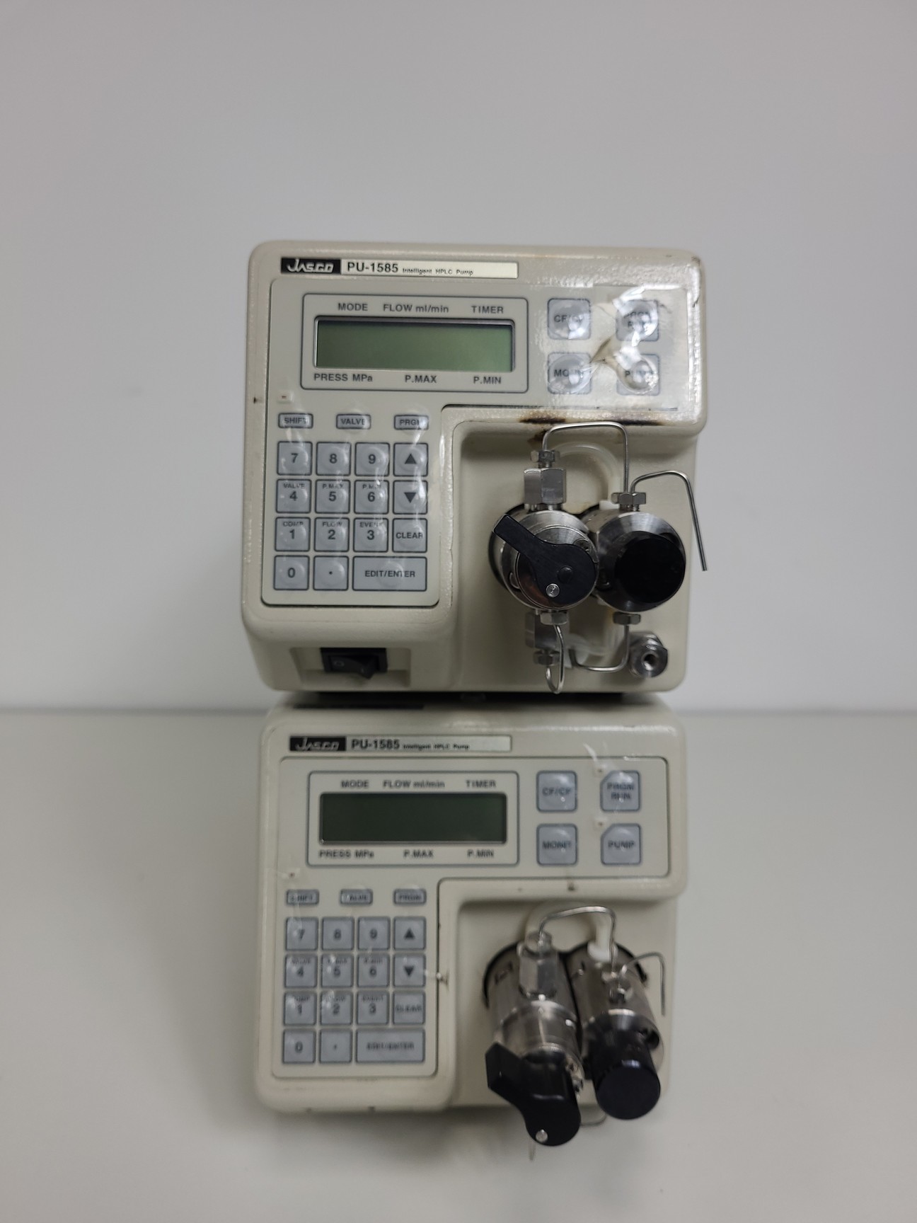 Image of Jasco HPLC System -  PU-1585, UV-2077, FP-920, HG-980-30, AS-1555 Lab