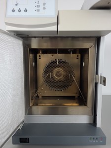Thumbnail image of Varian 430-GC Gas Chromatograph With CP-8400 Autosampler Lab