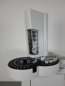 Thumbnail image of Varian 430-GC Gas Chromatograph With CP-8400 Autosampler Lab