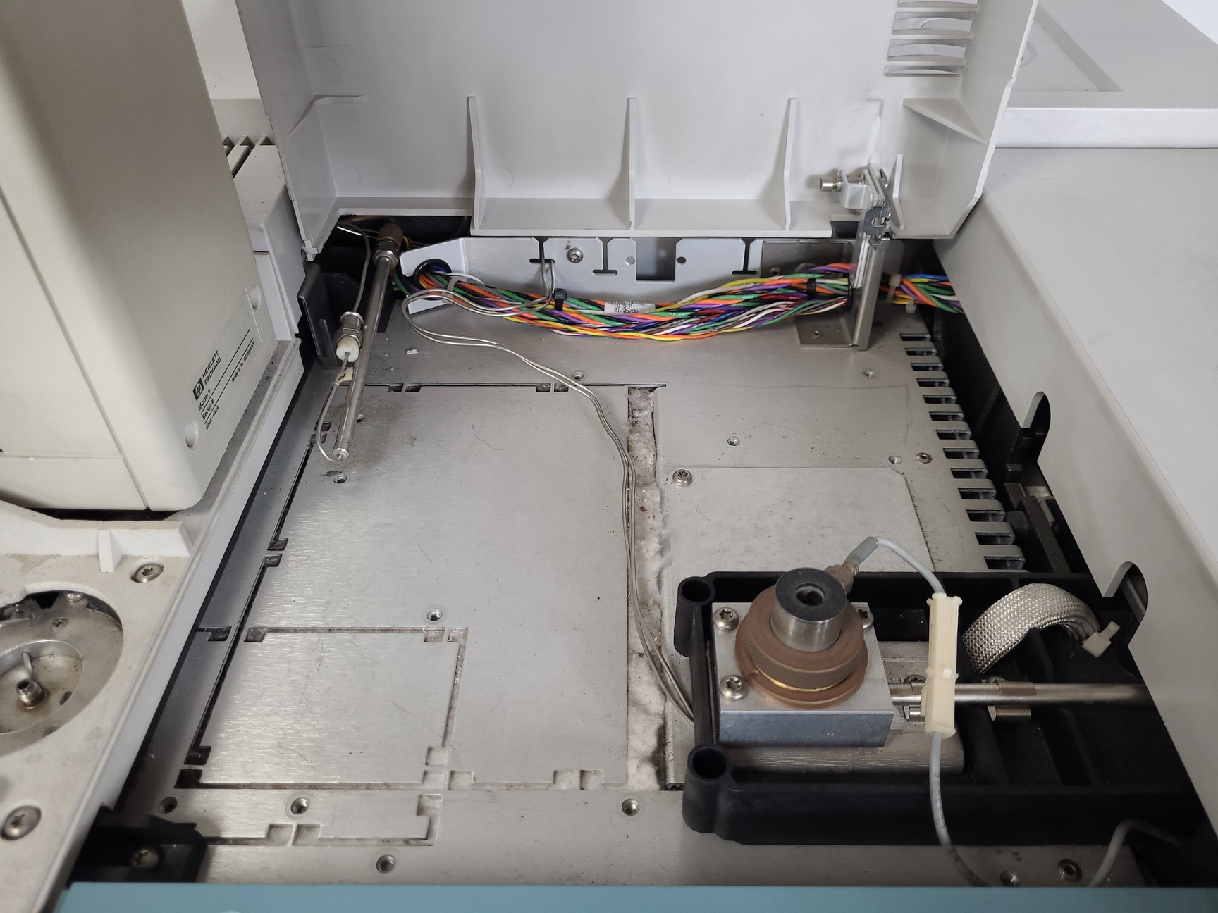Image of Hewlett Packard HP 6890 GC Gas Chromatograph System -59864B, 5973 Lab