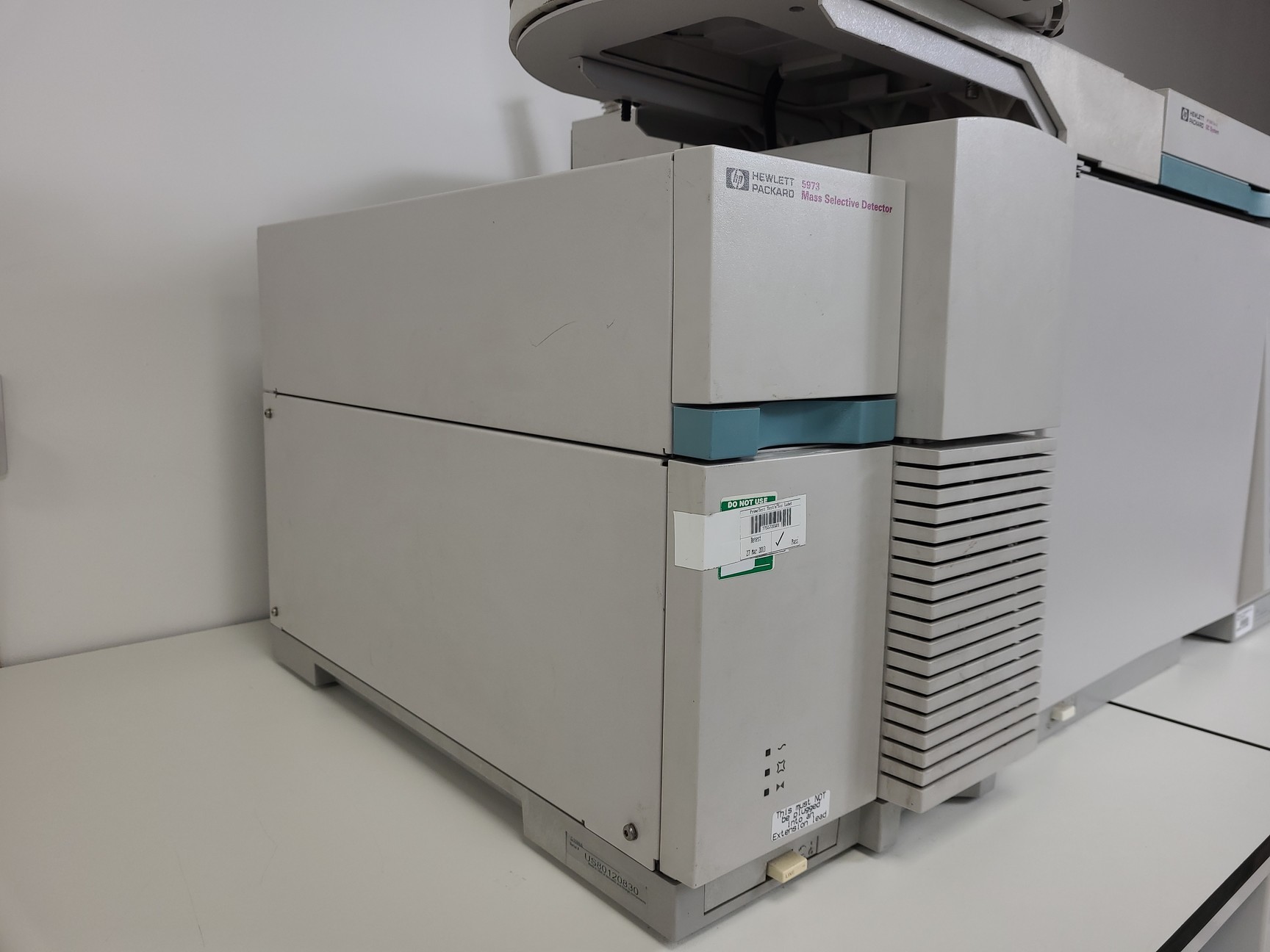 Image of Hewlett Packard HP 6890 GC Gas Chromatograph System -59864B, 5973 Lab