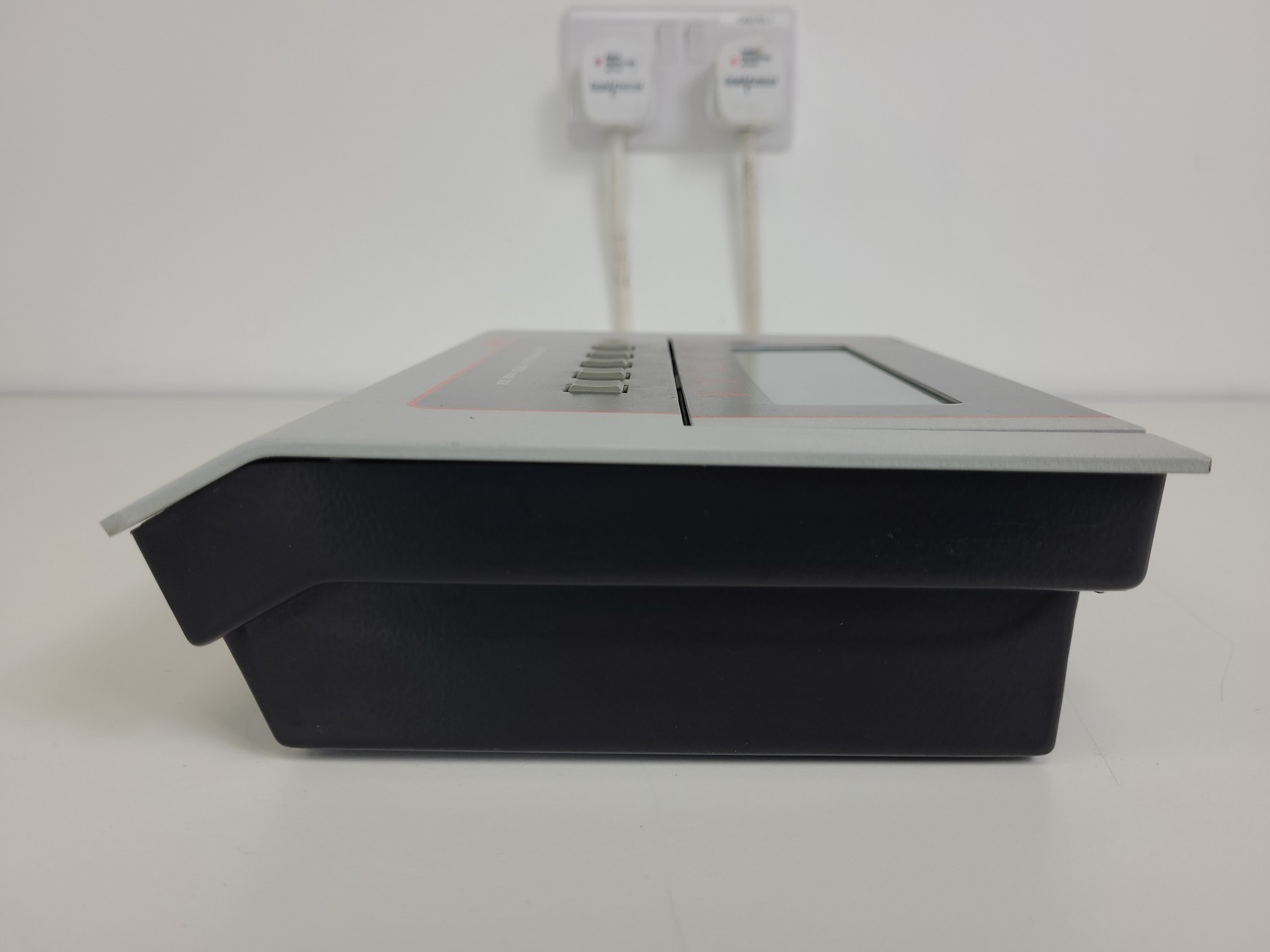 Image of Ophir DGX Laser Power Energy Meter with DGX-RP Sensor Lab