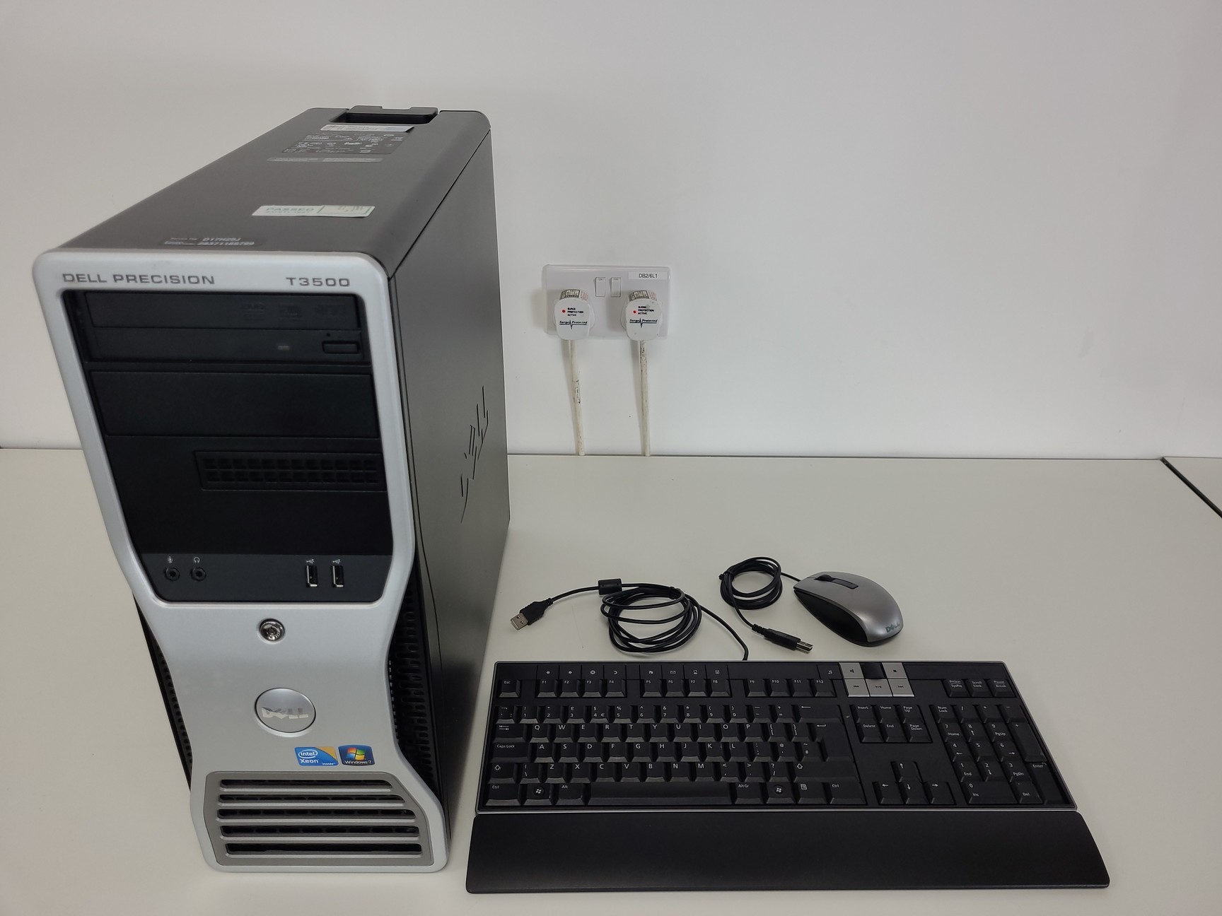 Image of Oxford Instruments Andor Micropoint System - DR-328G-C01-SIL, 337-USAS , ASE-049