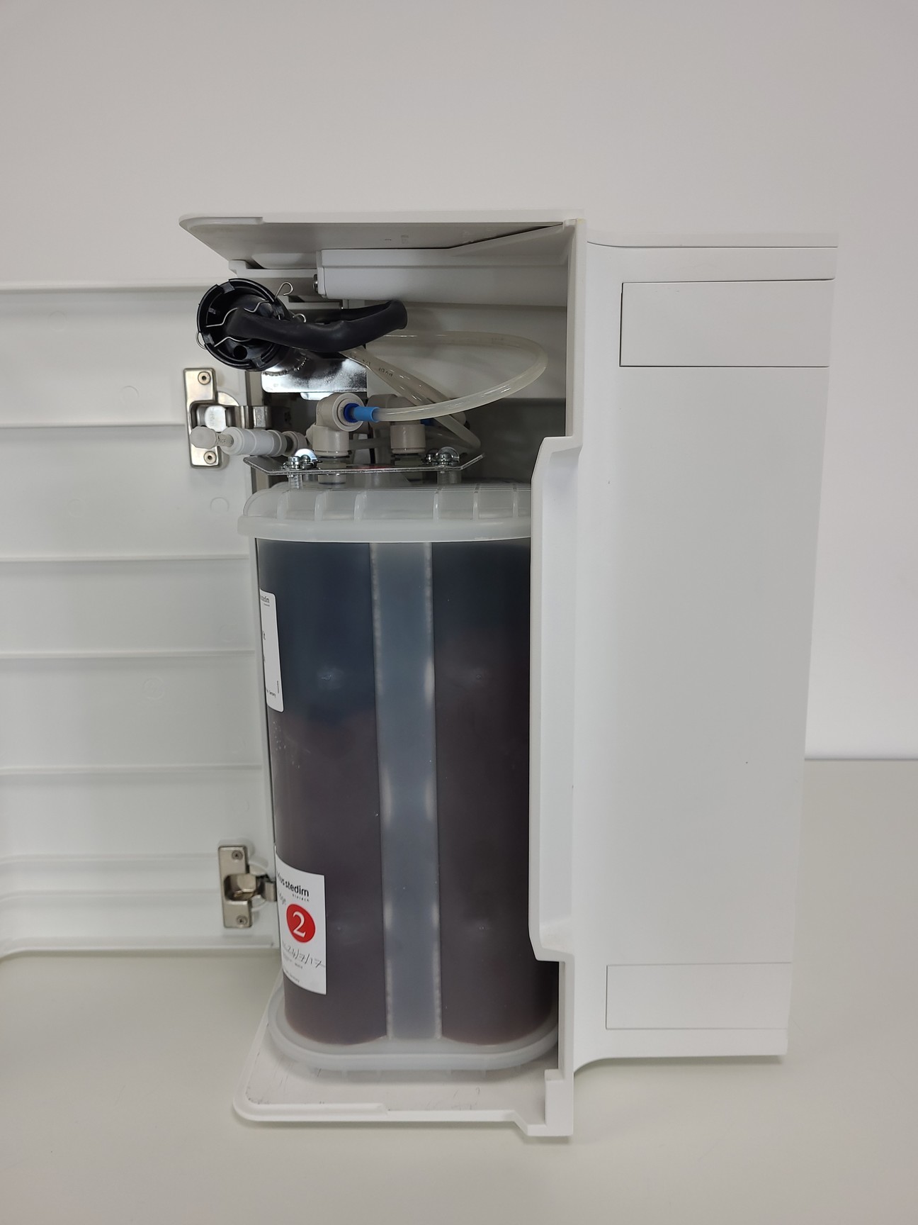 Image of Sartorius Arium Pro UV Ultrapure Water Purification System Lab