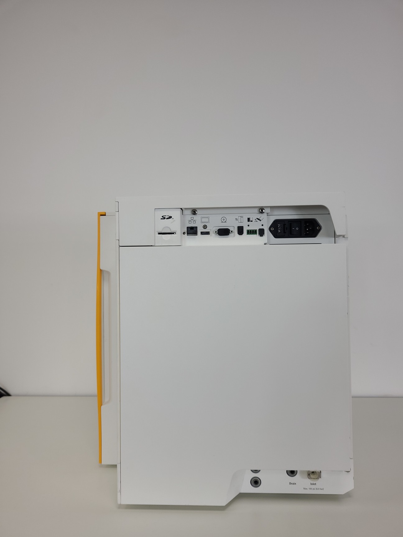 Image of Sartorius Arium Pro UV Ultrapure Water Purification System Lab