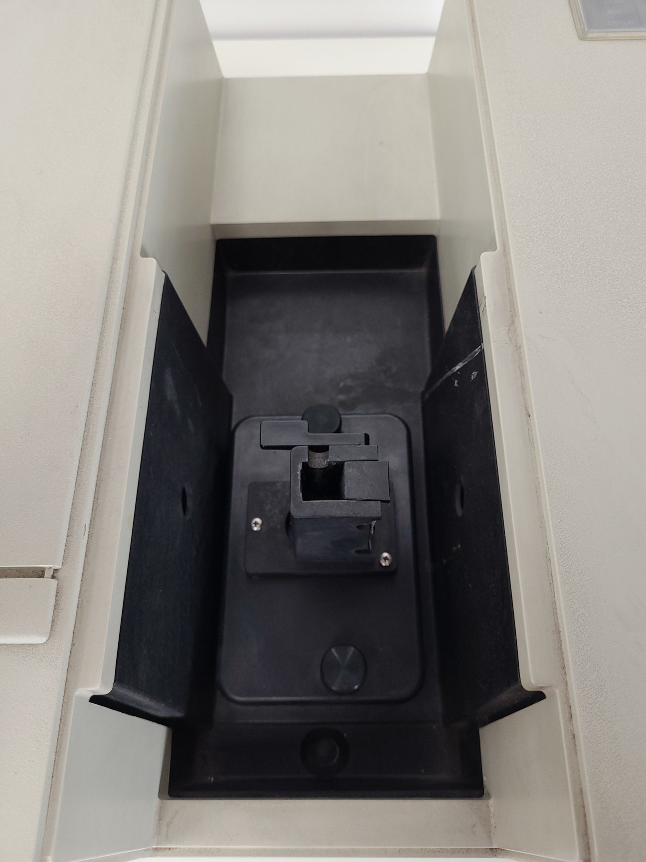 Image of Hewlett Packard 8452A Diode Array Spectrophotometer System - PE Nelson 941A, 610