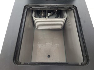 Thumbnail image of VWR AP07R-20-V12E Refrigerated Circulator Chiller Lab
