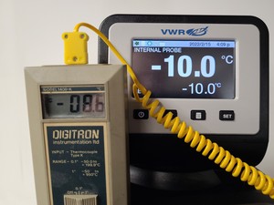Thumbnail image of VWR AP07R-20-V12E Refrigerated Circulator Chiller Lab