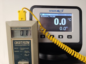 Thumbnail image of VWR AP07R-20-V12E Refrigerated Circulator Chiller Lab