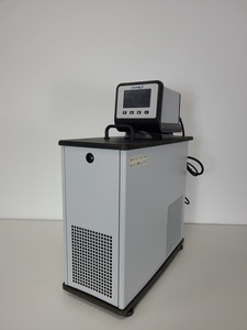 Thumbnail image of VWR AP07R-20-V12E Refrigerated Circulator Chiller Lab