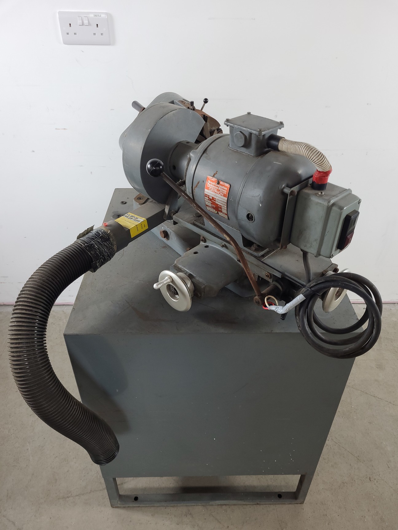 Image of Brierley ZB32 Drill Grinder with Extraction System