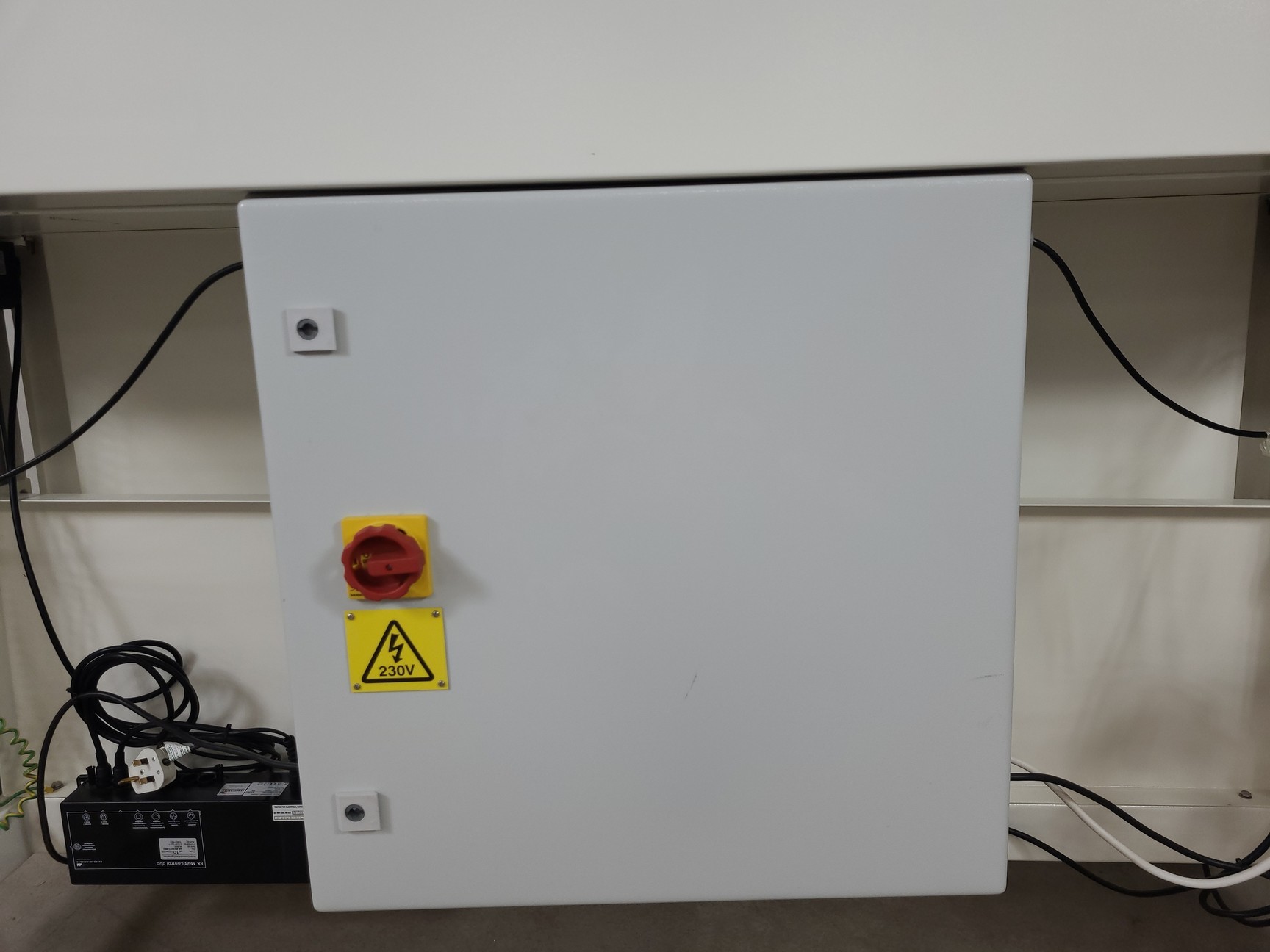 Image of Mach-Aire ICT-180 Glove Box Safety Cabinet Pharmacy Dispensing Isolator Lab