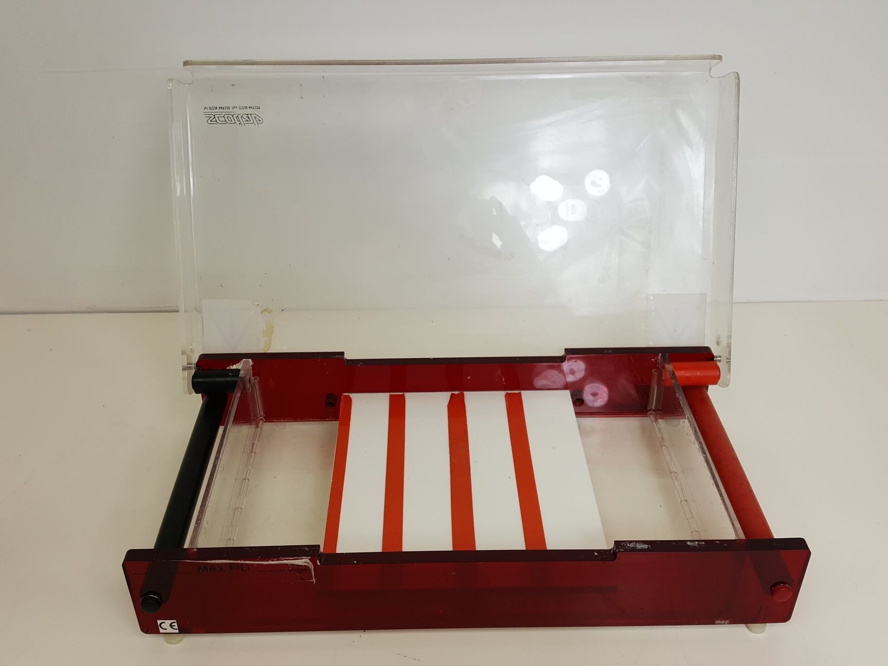 Image of Lot of Gel Electrophoresis Units/Trays/Combs - Scotlab H2020, Geneflow GFH6070