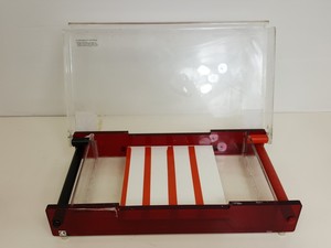 Thumbnail image of Lot of Gel Electrophoresis Units/Trays/Combs - Scotlab H2020, Geneflow GFH6070